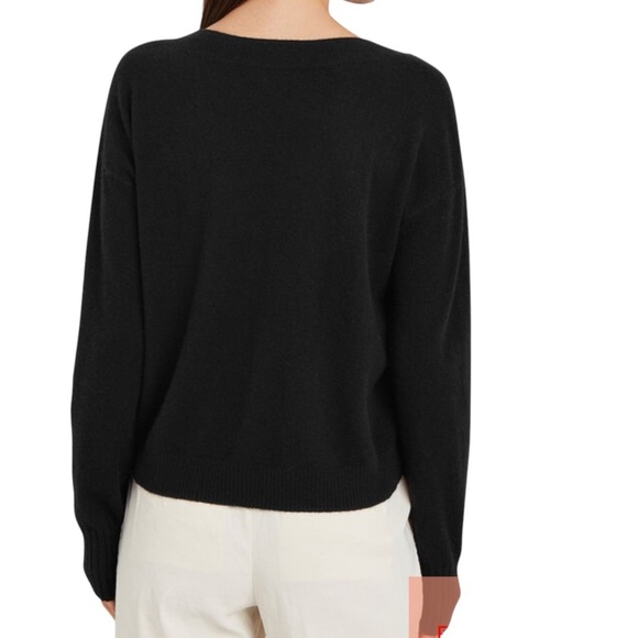 Intermix New NWT Elroy V-Neck 100% Cashmere Black Sweater Size Medium - Picture 2 of 8